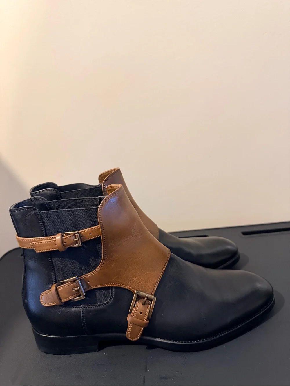 Santoni Two-Tone Leather Ankle Boots in Black & Brown Authentic